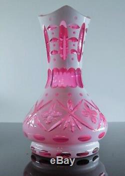 Rare Ancienne Vase En Cristal Overlay D'opaline Taille St Louis Fin XIX