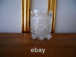 Rare ancien verre en cristal moulé Baccarat 1840 Gotique arabesque Charles X
