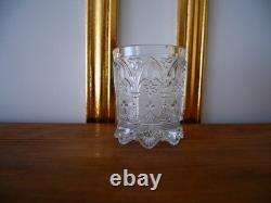 Rare ancien verre en cristal moulé Baccarat 1840 Gotique arabesque Charles X