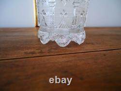 Rare ancien verre en cristal moulé Baccarat 1840 Gotique arabesque Charles X