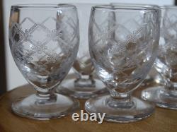 SAINT LOUIS 6 ANCIENS VERRES A LIQUEIR CRISTAL MODELE LIGIER n°206 ht 5,5 cm