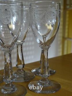 SAINT LOUIS 6 ANCIENS VERRES A LIQUEUR CRISTAL GRAVURE SAPHO 3219 ht 10,5 cm