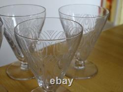 ST LOUIS 4 ANCIENS VERRES A VIN BLANC CRISTAL MODELE ASTRID ART DECO 9 cm 10 cls
