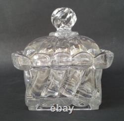 SUBLIME ancienne GRANDE BOITE en CRISTAL signé BACCARAT modèle BAMBOU TORS