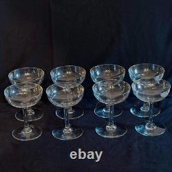 Serie De 8 Anciennes Coupes A Champagne En Cristal Val Saint Lambert