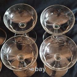 Serie De 8 Anciennes Coupes A Champagne En Cristal Val Saint Lambert