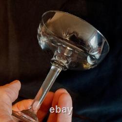 Serie De 8 Anciennes Coupes A Champagne En Cristal Val Saint Lambert