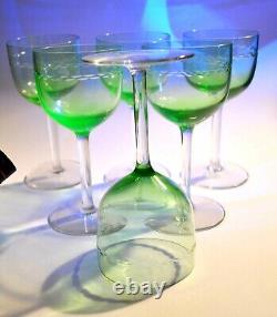 Série de 6 verres vin ballon ouraline ancien en verre uranifère vert dichroïque