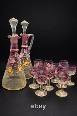 Service ancien en verre émaillé 2 carafes + 8 verres Décor floral peint à la