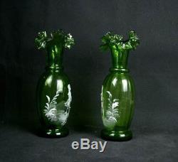Superbe Paire De Vases Anciens En Verre Emaille Decor Enfants Mary Gregory