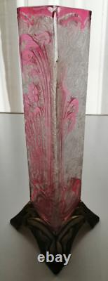 Superbe ancien vase art-nouveau Baccarat en verre dégagé à l'acide
