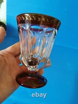 Très ancien verre en cristal de couleur (baccarat saint louis). Ma réf. EB021