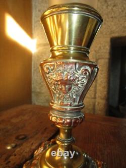 Très belle bouquetière ancienne en bronze doré / vase cornet en cristal gravé