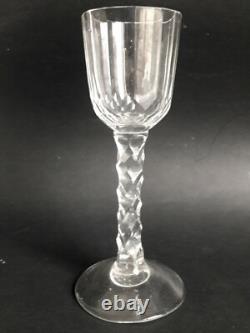 Un verre ancien en cristal taillé XVIIIe. Handblown old glass England XVIIIe
