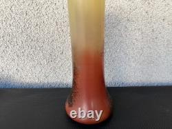 Vase ancien Legras Verre multicouche Décor de paysage lacustre et château