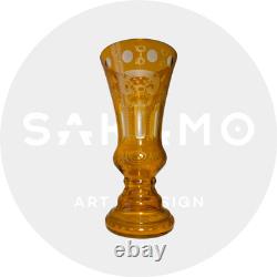 Vase ancien en cristal de Bohème Cristal taillé et gravé Couleur ambre XIX