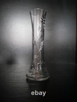 Vase ancien en cristal taillé fleur Baccarat 20,2 cm catalogue 1916