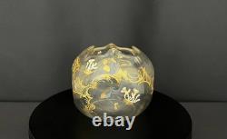 Vase ancien forme boule en verre émaillé et doré, décor floral, vers 1900