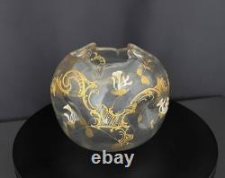Vase ancien forme boule en verre émaillé et doré, décor floral, vers 1900